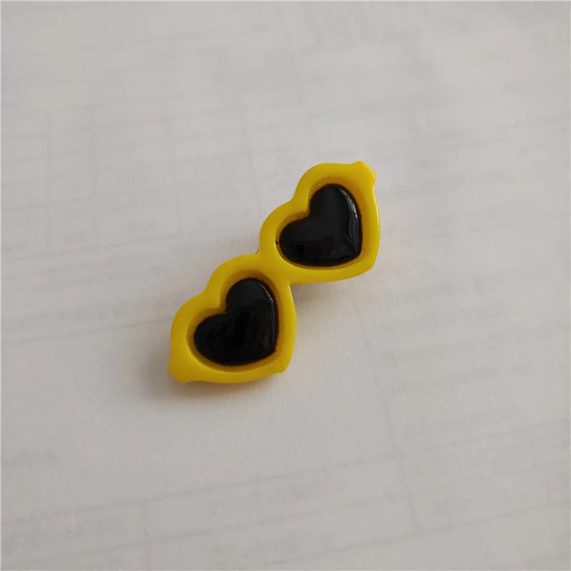 Pet Heart Sunglasses Hairpin – Cute Bow Hair Clip for Dogs & Cats, 1pc