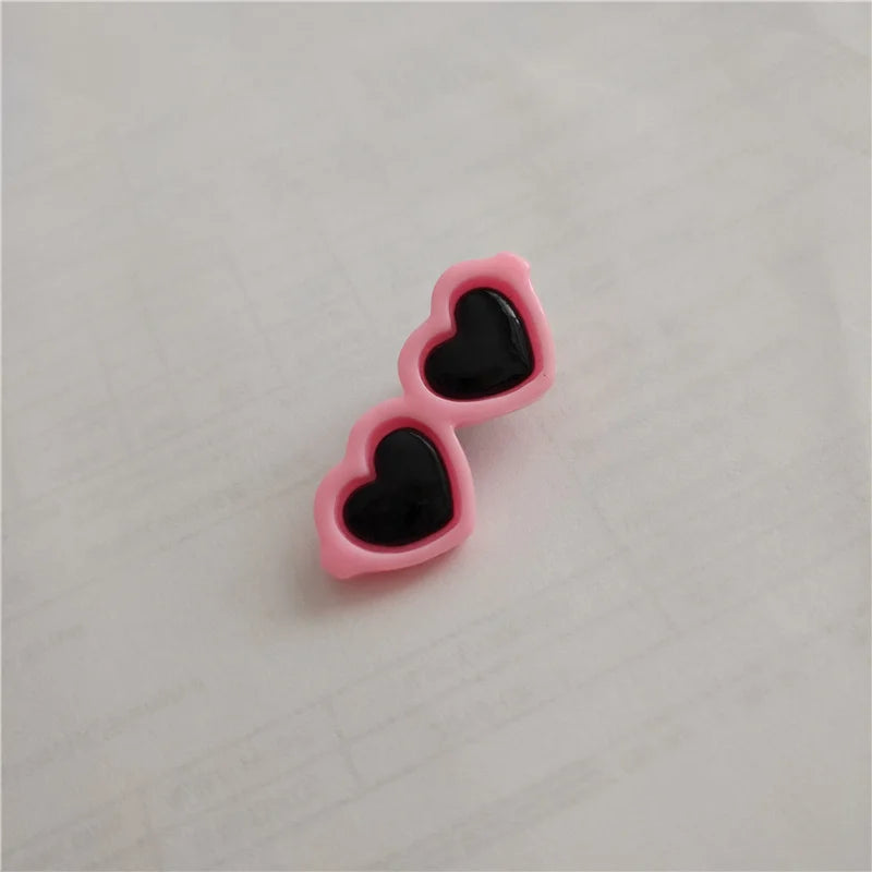 Pet Heart Sunglasses Hairpin – Cute Bow Hair Clip for Dogs & Cats, 1pc